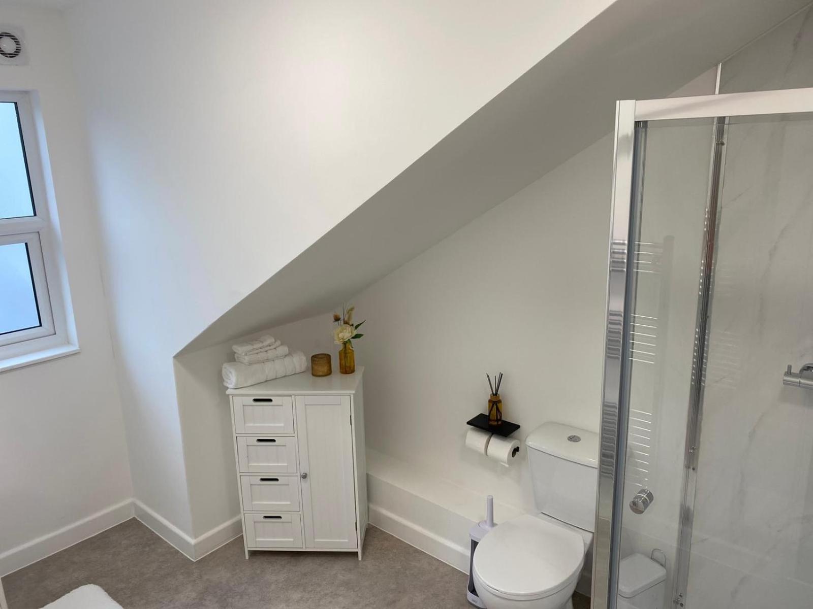 Stylish Apartment In Watford Watford  Kültér fotó