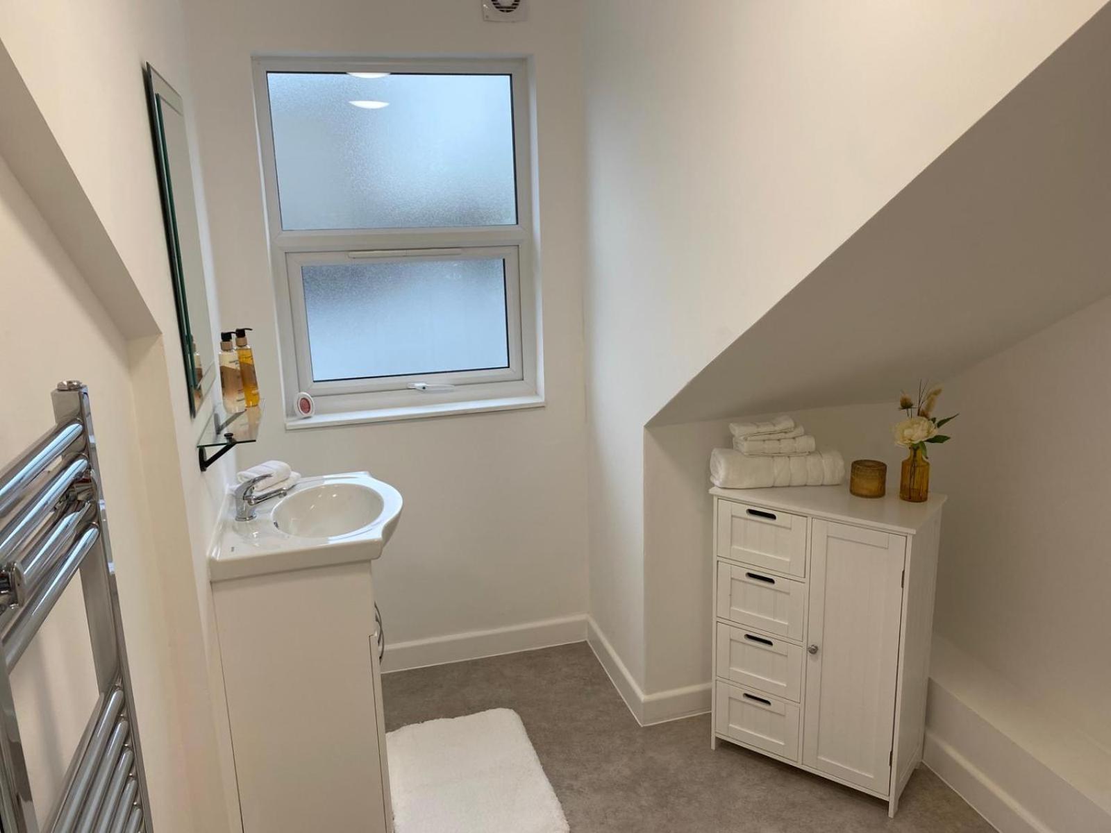 Stylish Apartment In Watford Watford  Kültér fotó