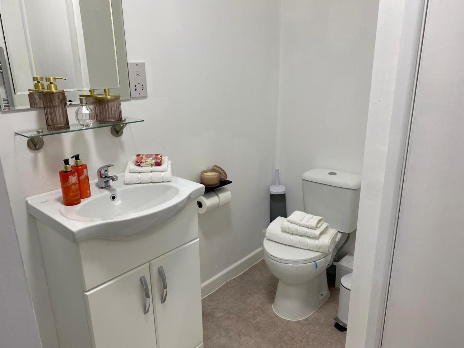 Stylish Apartment In Watford Watford  Kültér fotó